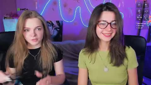 Ronni online show from August 15, 7:07 pm
