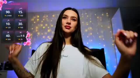 Veronica online show from July 31, 7:30 pm