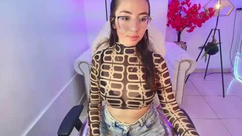 veronica online show from August 8, 8:20 pm