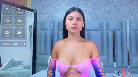 Veronica online show from August 13, 5:38 pm