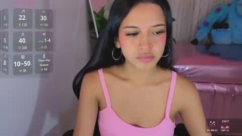Veronica online show from August 9, 2:40 pm