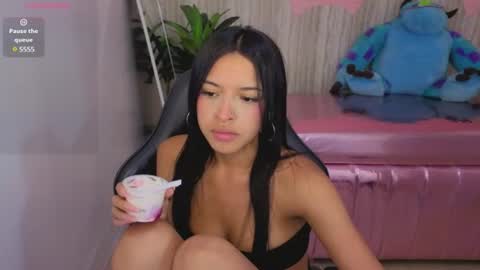 Veronica online show from August 14, 4:54 pm