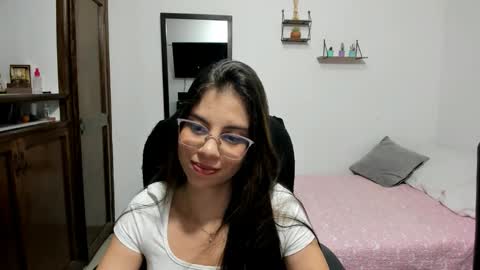 Veronica Miller online show from May 20, 1:17 am