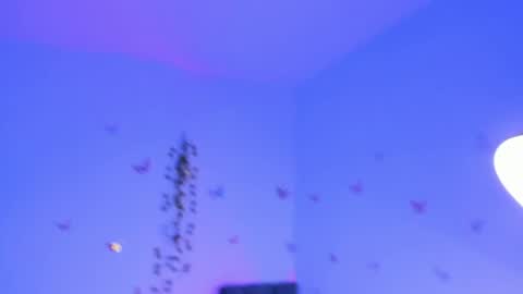 VeronicaOlsonn online show from August 13, 6:38 am