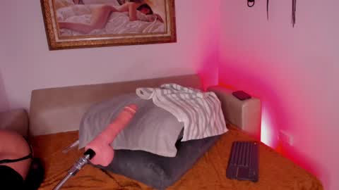 veronicasmith_os online show from August 9, 6:25 am