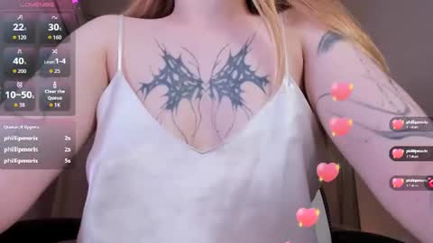Veronika online show from August 12, 2:30 pm