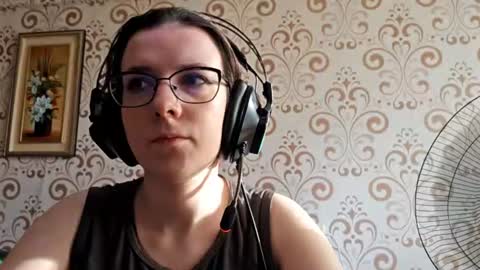 versieskains online show from August 6, 11:31 am