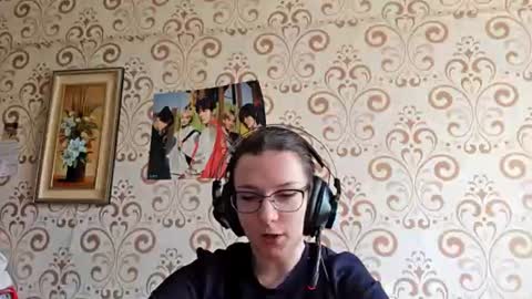 versieskains online show from August 7, 9:09 am