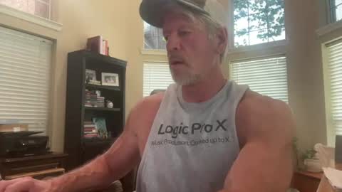 Vervalas online show from August 5, 6:39 pm