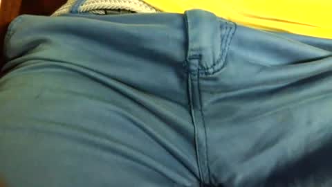 Erik online show from August 9, 3:24 pm