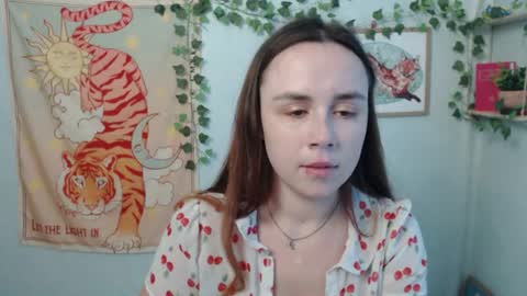 veryveryvery_shy online show from August 14, 8:29 am