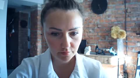vesta x online show from August 4, 2:58 pm