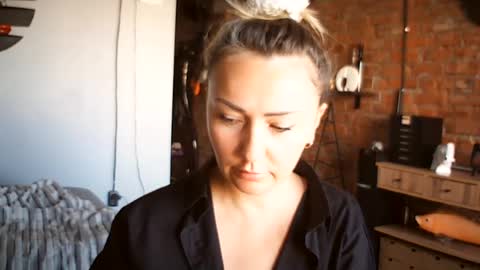 vesta x online show from August 7, 6:13 am