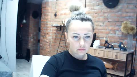 vesta x online show from August 8, 6:41 pm