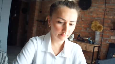 vesta x online show from August 10, 12:06 pm