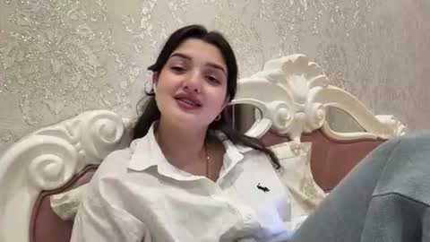 Izzabel online show from August 7, 6:41 pm