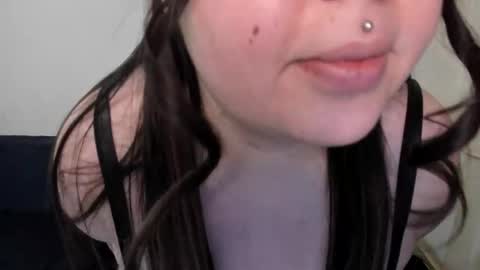 vexary online show from March 17, 4:34 pm