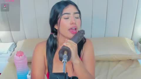 veronica   online show from August 9, 3:35 pm