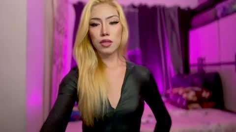vialova online show from July 16, 10:21 pm