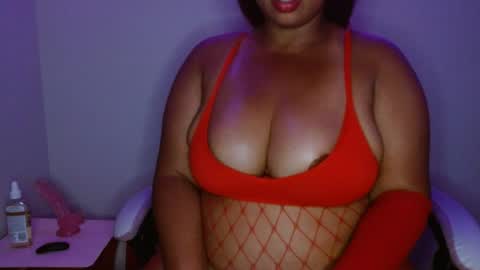 vibe_xxxo online show from August 8, 2:22 am
