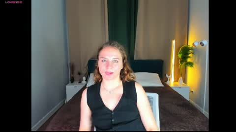 vicki_milles online show from August 6, 4:17 pm