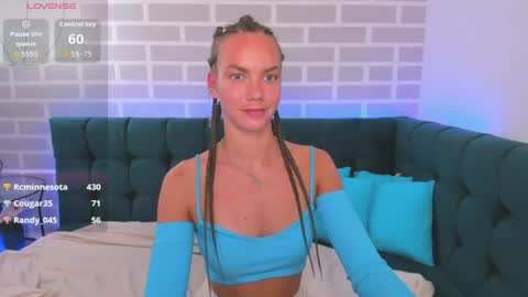 vickie_smith online show from August 11, 6:37 am