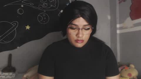   online show from August 4, 10:29 pm