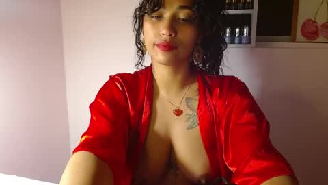 Vicky  online show from April 24, 11:43 pm