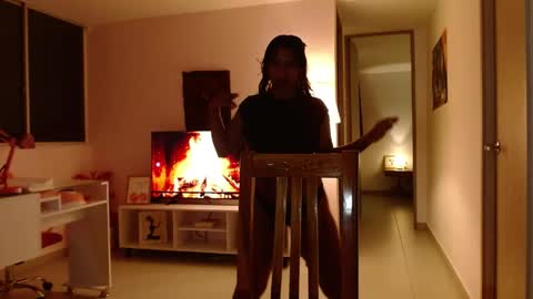 Vicky  online show from April 27, 3:36 am
