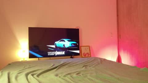 Vicky  online show from May 7, 5:41 am