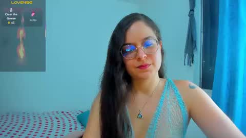 vicky_cristinax online show from August 2, 11:44 pm