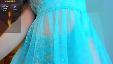 vicky_cristinax online show from August 3, 12:50 am