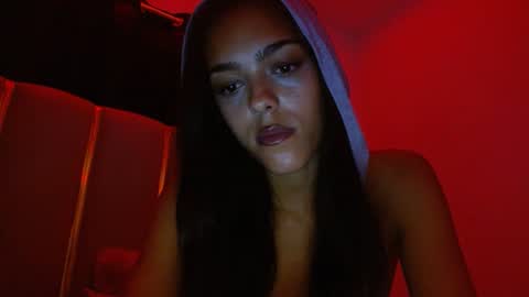 vickyyyx online show from August 3, 2:18 am