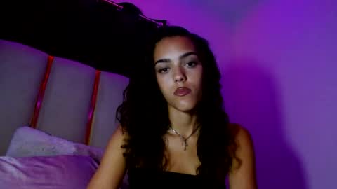 vickyyyx online show from August 9, 5:08 am