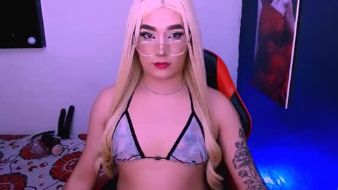 Milagros  online show from April 11, 11:21 am