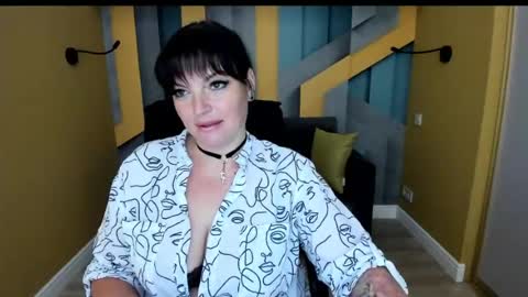 Victoria  booth online show from August 6, 4:39 pm