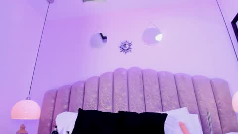 valentina online show from March 16, 2:32 pm