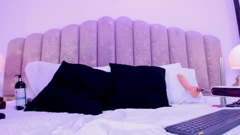 valentina online show from March 16, 4:44 pm