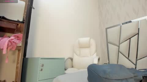 Victoria online show from August 11, 7:38 pm
