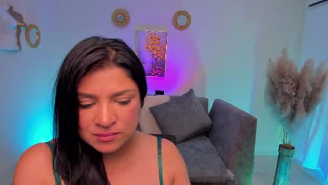 victoriabaker_x online show from July 27, 8:36 pm