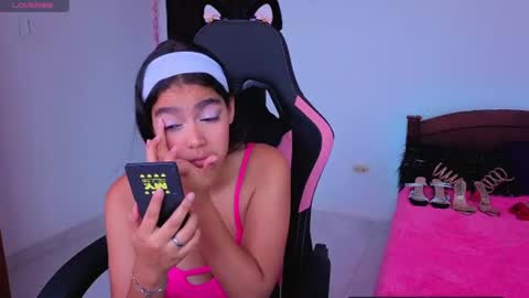 victoriacarmonaa online show from July 31, 9:31 pm