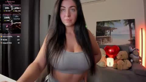 Viktoria online show from August 5, 8:18 pm