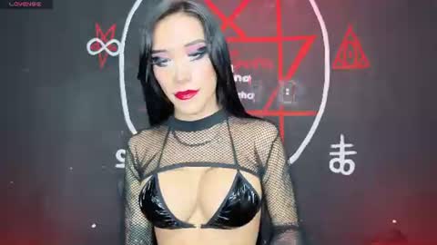 Victoria Vampire online show from August 11, 7:21 am