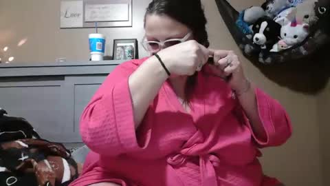 VictoriousSecret online show from May 3, 4:50 am