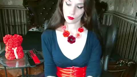 VictoryVega online show from August 3, 3:19 pm