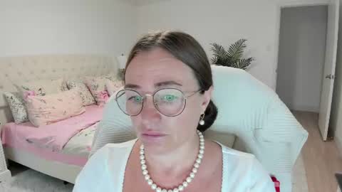 vika7333 online show from July 23, 1:13 pm