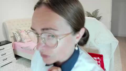 vika7333 online show from July 23, 4:42 pm