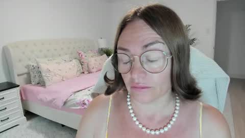 vika7333 online show from July 28, 1:39 pm