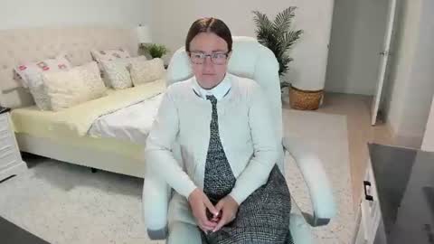 vika7333 online show from August 17, 11:26 am