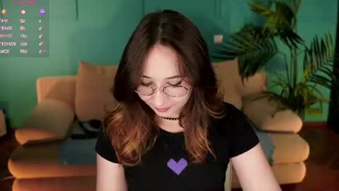 vika_cherry online show from August 16, 8:24 pm